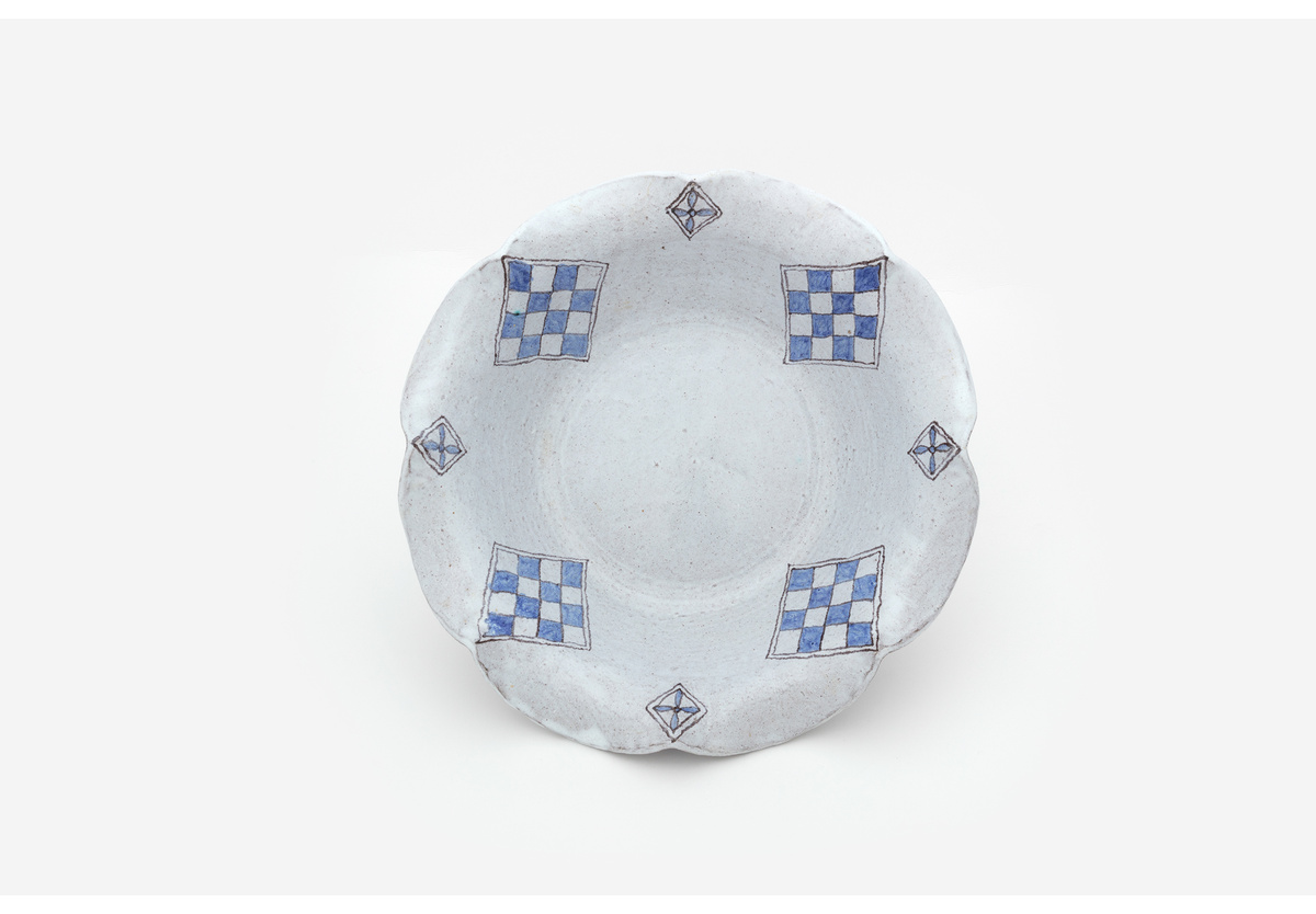 Hylton Nel - Blue and white checks bowl with folded rim, 7 September 1995