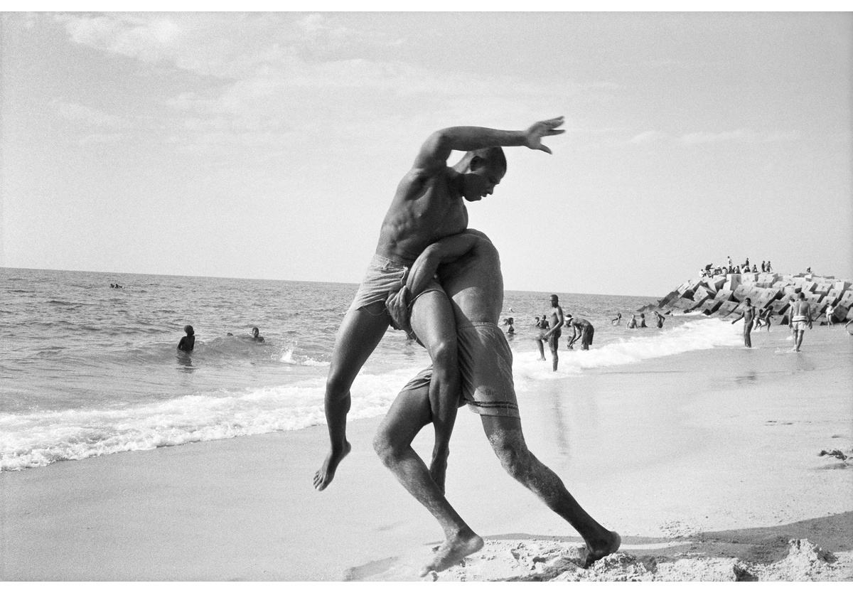 Guy Tillim - Luanda, Angola, 2001